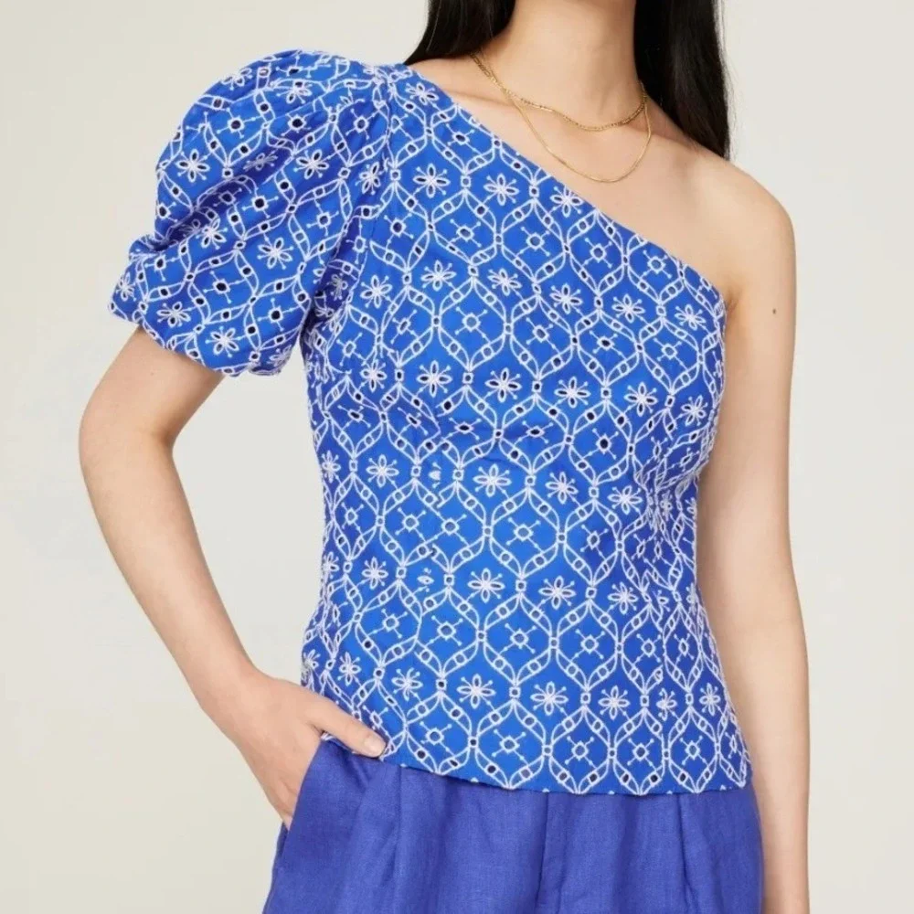 Lilly Pulitzer Delilah Eyelet Top Blue White One Shoulder Puff Sleeve Size 8
